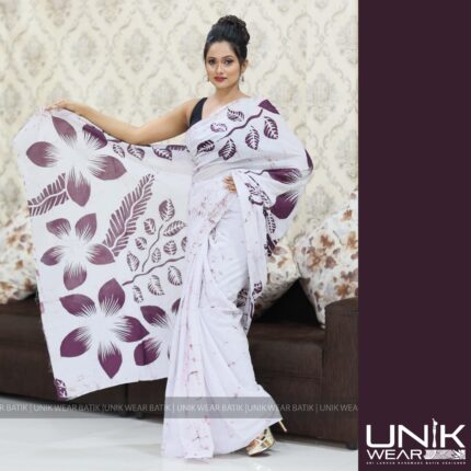 WHITE AND BROWN SRI LANKAN HANDMADE COTTON BATIK SAREE 2146