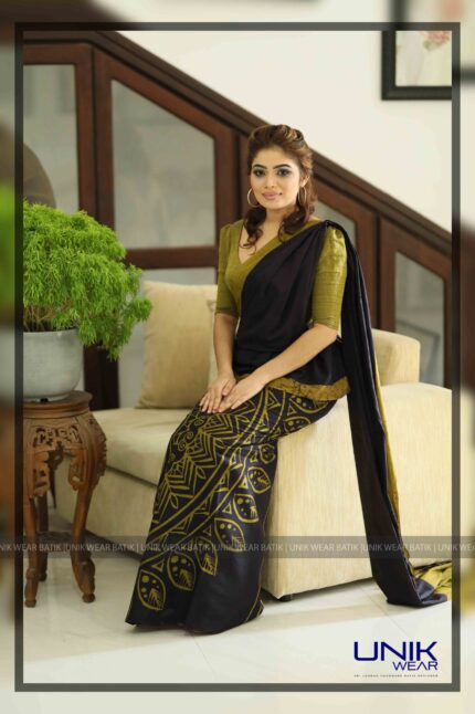 KAKI GREEN AND DARK BLUE SRI LANKAN HANDMADE COTTON BATIK SAREE 2042