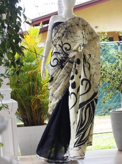 BLACK & BEIGE COLOR SRI LANKAN HANDMADE COTTON BATIK SAREE 2227