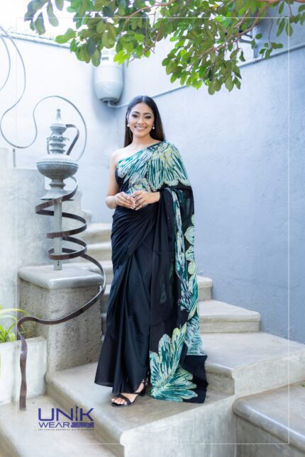 GREEN COLOR SRI LANKAN HANDMADE COTTON BATIK SAREE 2302
