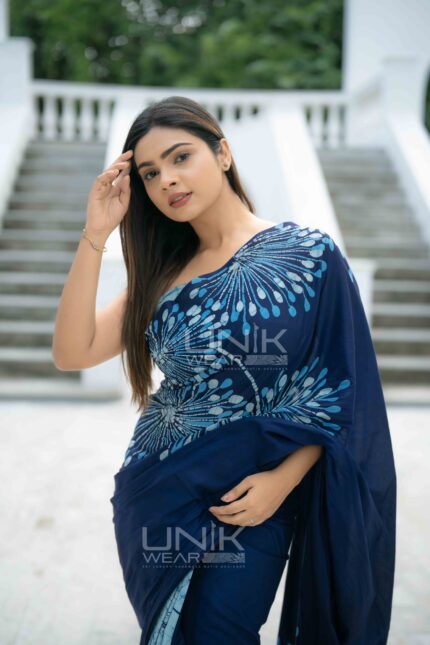 Modern Handcrafted Batik Saree E3724