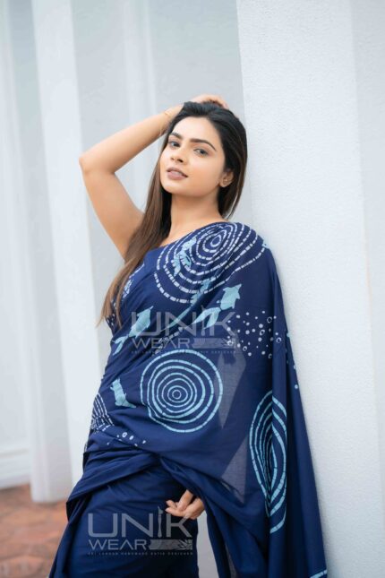 Modern Handcrafted Batik Saree E4024