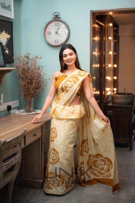 Modern Handcrafted Batik Saree 24146