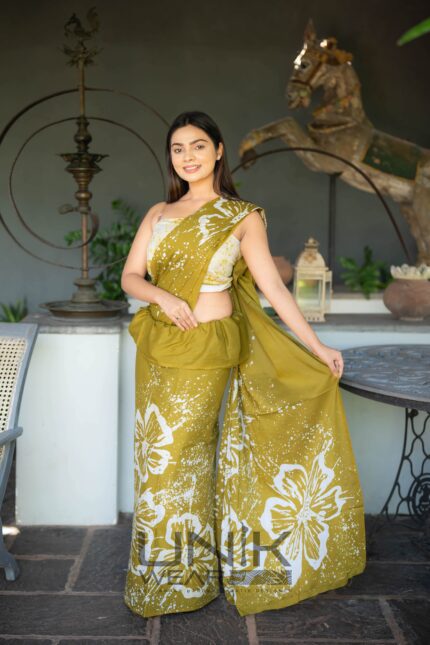 Modern Handcrafted Batik Saree 24156