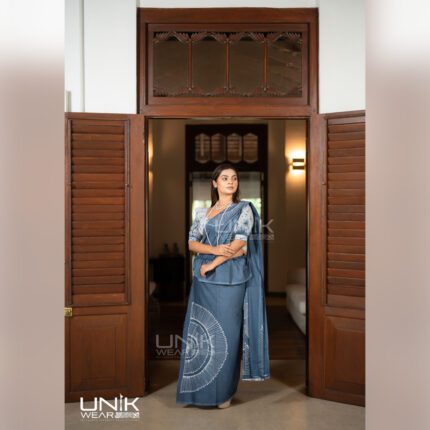 Modern Handcrafted Batik Saree 2564