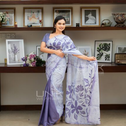 Handcrafted Cotton Batik Saree 2606 - Light Purple Saree