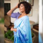 Handcrafted Cotton Batik Saree 24138 - Sky blue and light purple saree - Image 3