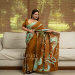Handcrafted Cotton Batik Saree 2638 - Ocean blue and brown saree - Image 3