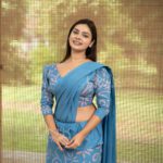 Handcrafted Cotton Batik Saree 2642 - Blue and purple saree - Image 3