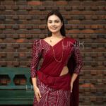 Handcrafted Cotton Batik Saree 2643 - Red Kandyan saree - Image 5