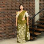 Handcrafted Cotton Batik Saree 2645 - Gold saree - Image 3
