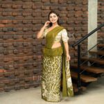 Handcrafted Cotton Batik Saree 2645 - Gold saree