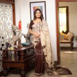 Handcrafted Cotton Batik Saree 2180 - Beige and brown saree - Image 3