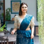 Handcrafted Cotton Batik Saree 2447 - Beige and green saree - Image 3