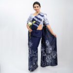 Handcrafted Cotton Batik Saree 2511 - Blue and white saree