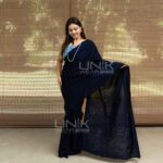 Handcrafted Cotton Batik Saree 2655 - Light blue and dark blue saree - Image 3