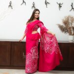 Handcrafted Cotton Batik Saree 2657 -  Hot pink and white saree - Image 2