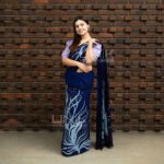 Handcrafted Cotton Batik Saree 2658 - Blue and pastal pink saree - Image 3