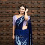 Handcrafted Cotton Batik Saree 2658 - Blue and pastal pink saree - Image 5