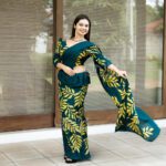Handcrafted Cotton Batik Saree 2662 -  Emerald green and yellow saree - Image 2