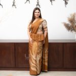Handcrafted Cotton Batik Saree 2663 -  Warm brown and off white saree