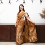 Handcrafted Cotton Batik Saree 2663 -  Warm brown and off white saree - Image 2