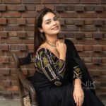 Handcrafted Cotton Batik Saree 2641 - Black saree
