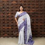 Handcrafted Cotton Batik Saree 2667 - White and blue saree