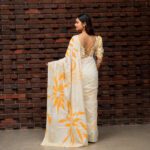 Handcrafted Cotton Batik Saree 2671 - White and golden yellow saree - Image 3