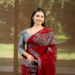 Handcrafted Cotton Batik Saree 2676 - Deep Red and Cool Grey Saree - Image 4