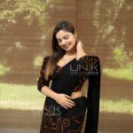 Handcrafted Cotton Batik Saree 2681 - Burnt Orange and Black Saree - Image 4