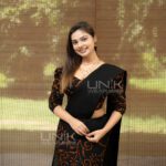 Handcrafted Cotton Batik Saree 2681 - Burnt Orange and Black Saree - Image 5