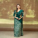 Handcrafted Cotton Batik Saree 2683 - Emerald Green and Beige Saree