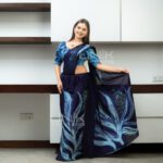Handcrafted Cotton Batik Saree 2689 - Midnight Blue and Ice Blue Saree