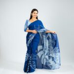Handcrafted Cotton Batik Saree 2696 - Royal Blue and Light Sky Blue Saree - Image 3
