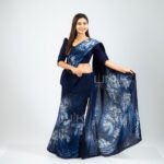 Handcrafted Cotton Batik Saree E0426 - Navy Blue, Light Blue & White Saree - Image 2