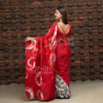 Handcrafted Cotton Batik Saree L0001 - Red, Black and White Saree (Limited) - Image 3