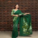 Handcrafted Cotton Batik Saree L0003 - Green Saree (Limited) - Image 2