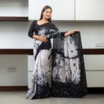 Handcrafted Cotton Batik Saree L0004 - Black and Off White Saree (Limited) - Image 2