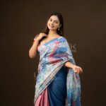 Handcrafted Cotton Batik Saree E0626 - Denim Blue and Light Pink Saree (Orchid Collection) - Image 4